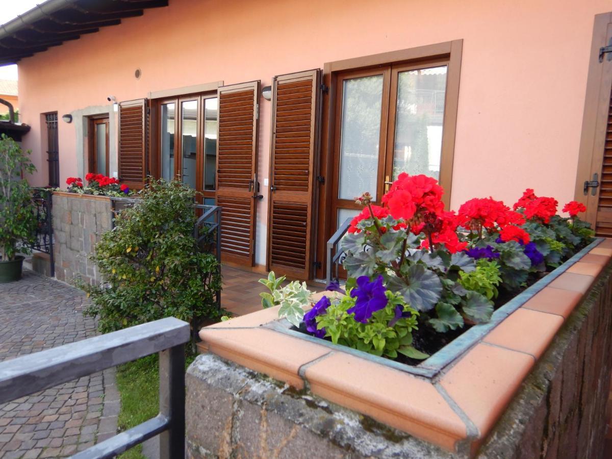 3Per3 Bed & Breakfast Busto Arsizio Bagian luar foto