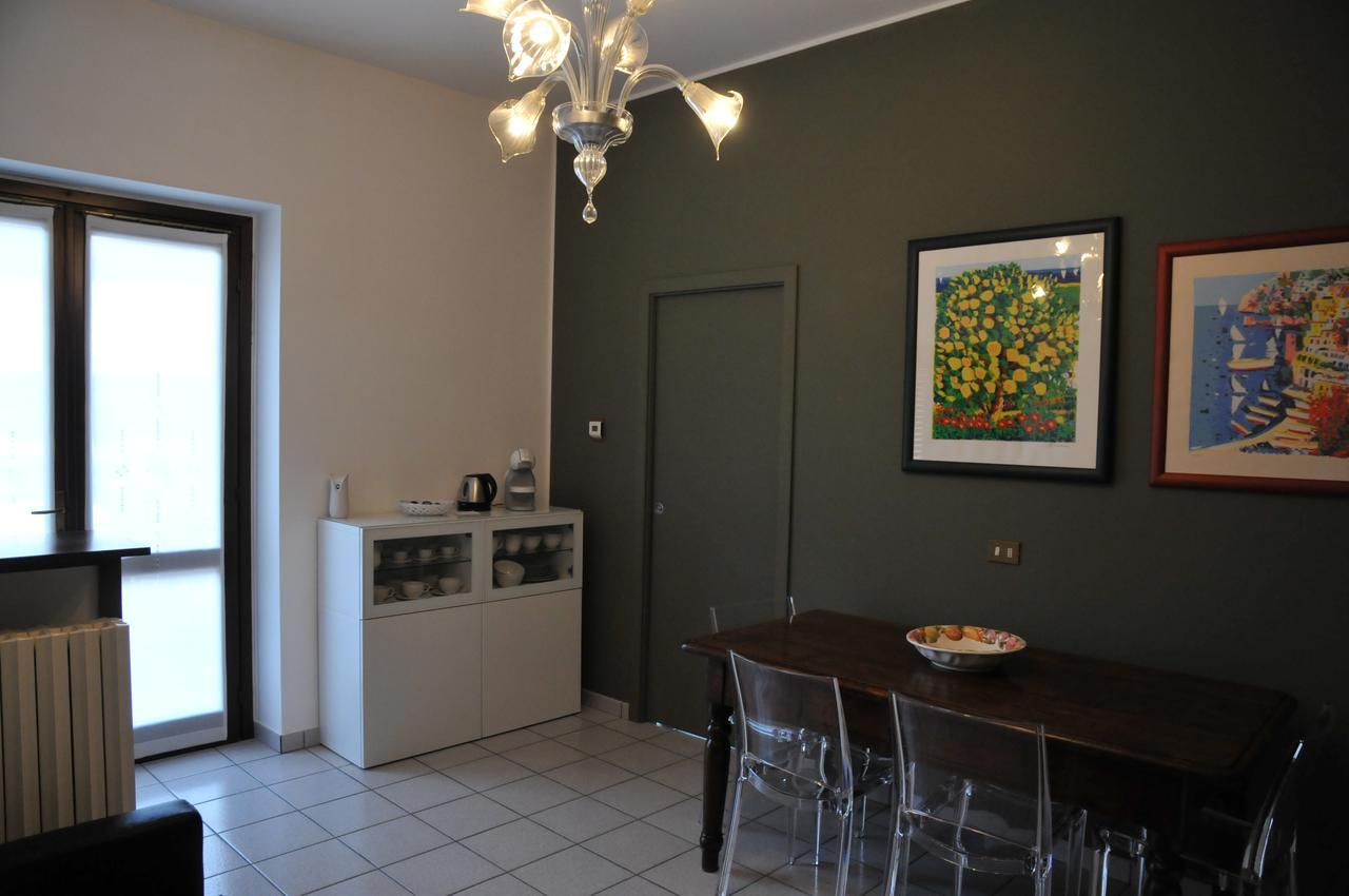 3Per3 Bed & Breakfast Busto Arsizio Bagian luar foto