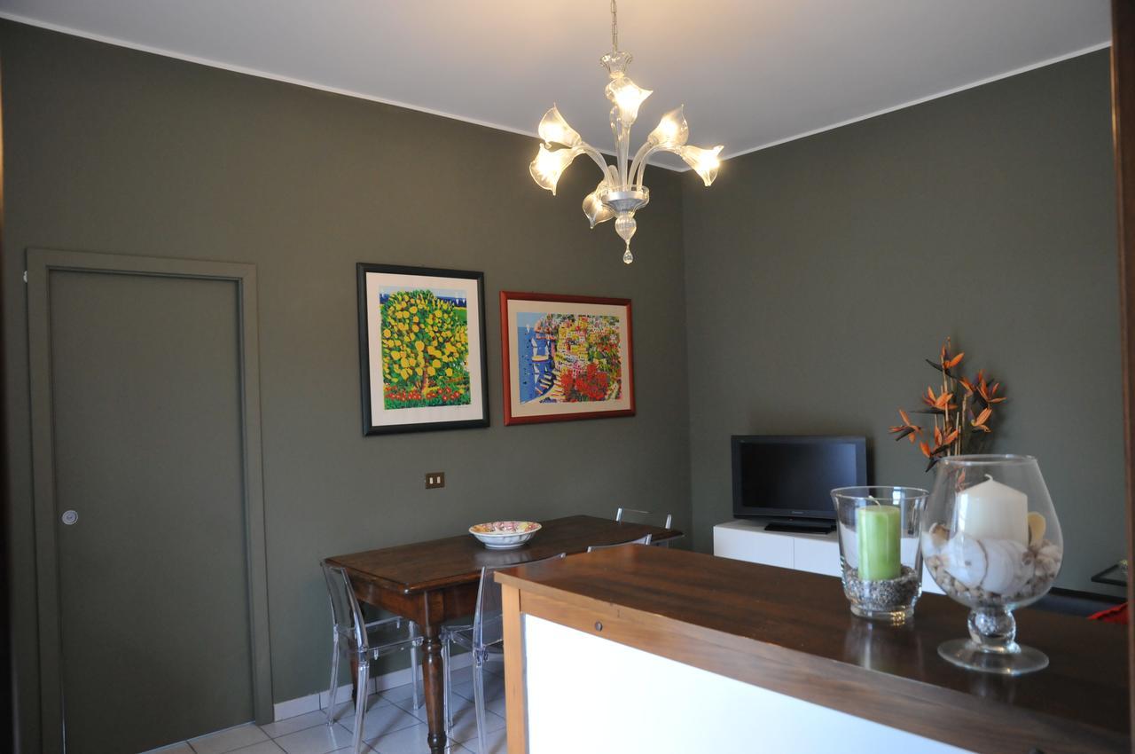 3Per3 Bed & Breakfast Busto Arsizio Bagian luar foto