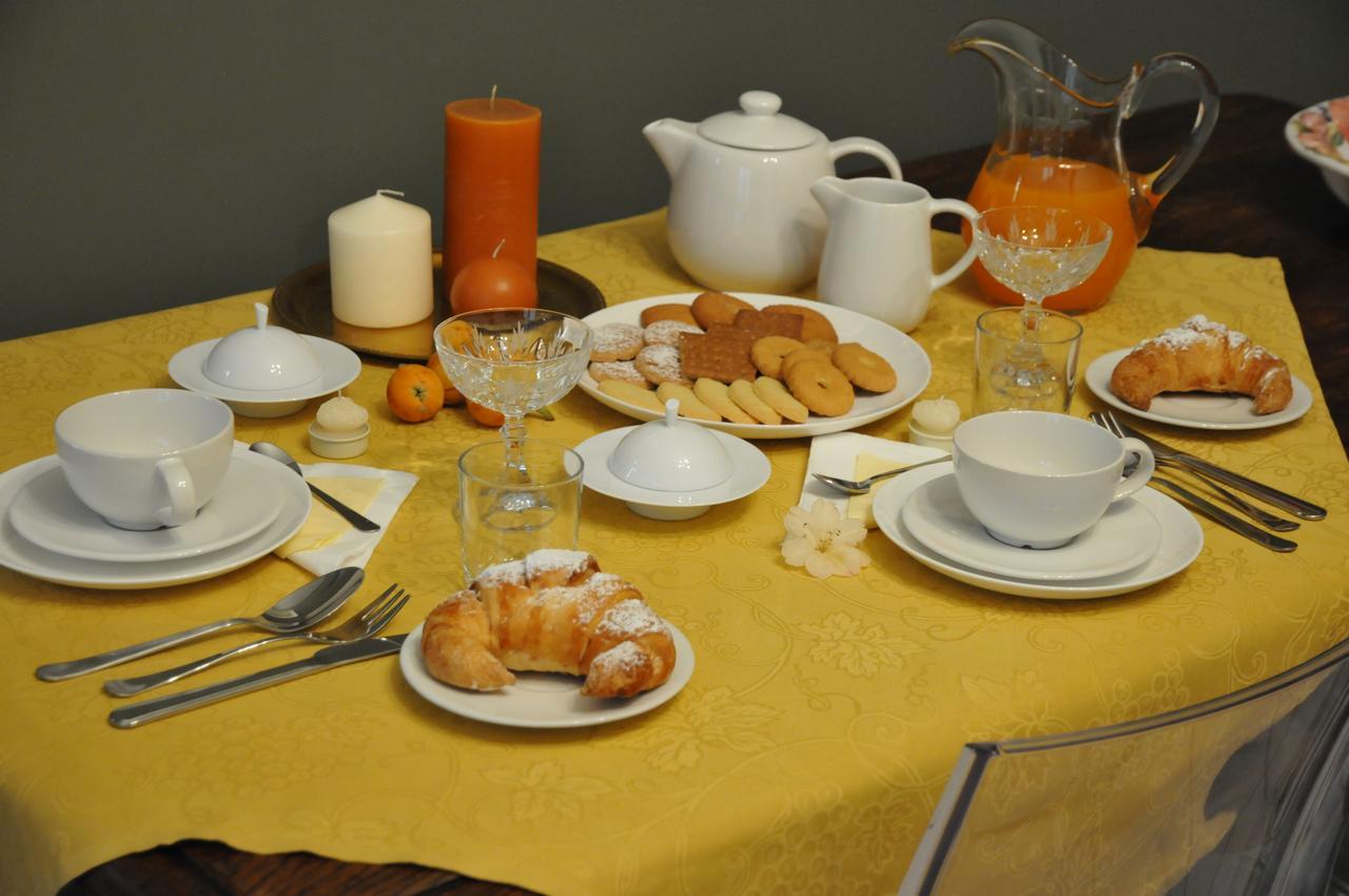 3Per3 Bed & Breakfast Busto Arsizio Bagian luar foto